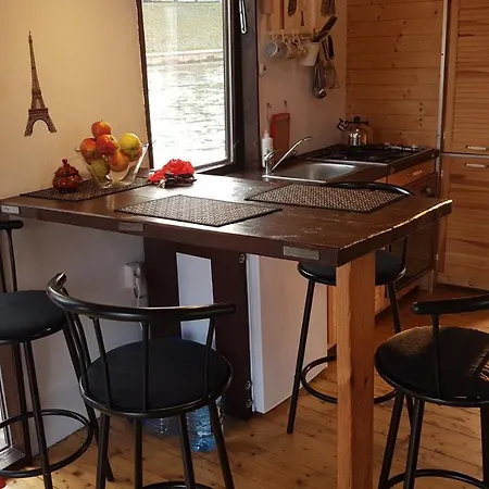 Houseboat Vilna