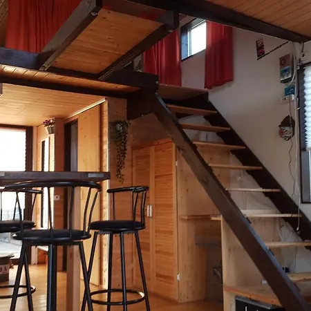 Houseboat 보트호텔 빌뉴스