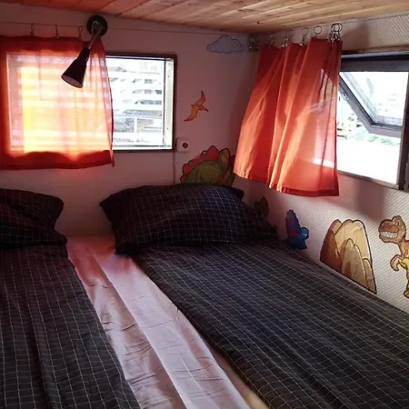 船屋 Houseboat 维尔纽斯