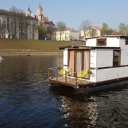 Hotel en barco Houseboat Vilna
